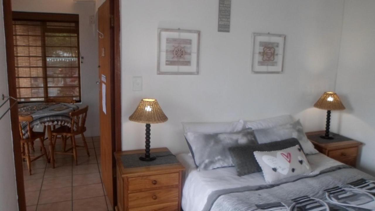 After8 B&B Kleinbaai Εξωτερικό φωτογραφία